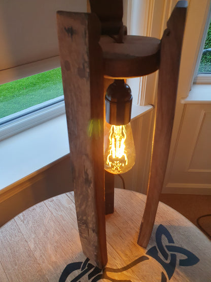 Whiskey Stave Glow – Handcrafted Oak Barrel Lamp